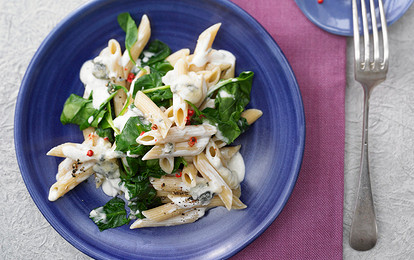 Паста со шпинатом и голубым сыром