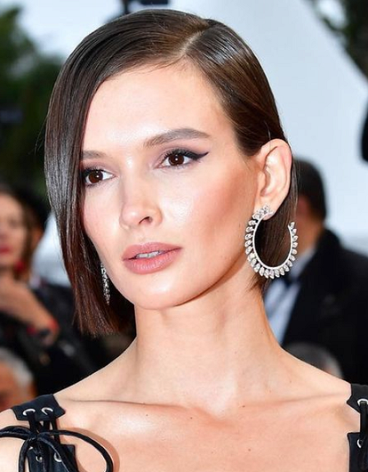 В Сети появились редкие кадры 16-летней Паулины Андреевой