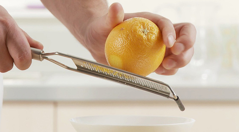Утка с апельсинами в духовке - фото шага 3