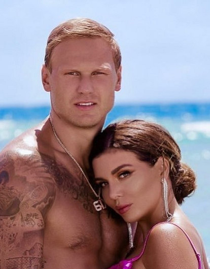 «Написали столько гадостей!»: Анна Седокова отреагировала на слухи о разводе с Янисом Тиммой