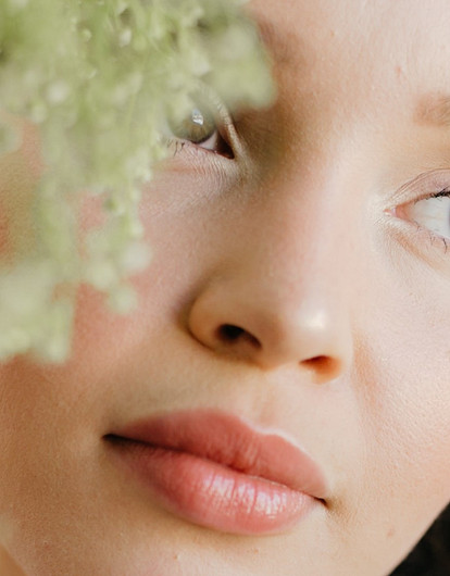 Как использовать прозрачную пудру: 8 неочевидных лайфхаков