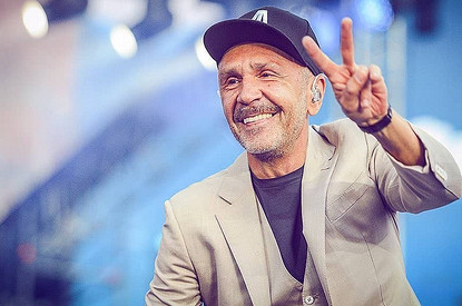 Сергей Шнуров стал самой высокооплачиваемой звездой российского шоу-бизнеса по версии Forbes