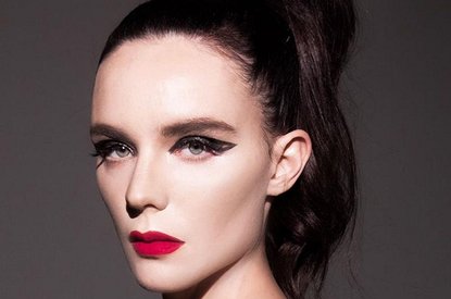 Модель и посол ООН Кира Дихтяр рассказала об изнасиловании российским олигархом