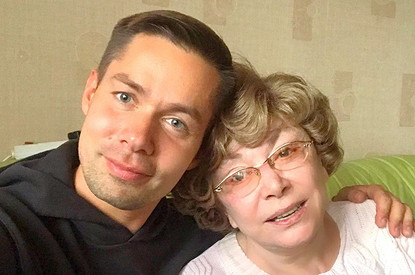 «Тяжело ходить»: Стас Пьеха рассказал о здоровье Эдиты Пьехи