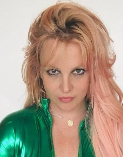 Отец Бритни Спирс потребовал с дочери 2 миллиона долларов за отказ от опеки