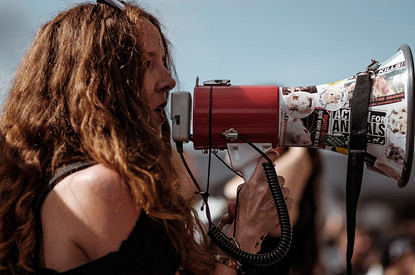 Ученые выяснили, от чего зависит привлекательность человеческого голоса