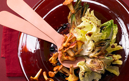 Салат из лисичек с грудинкой