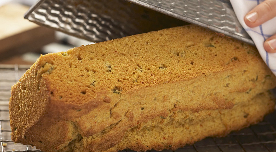 Кукурузный хлеб с чили - фото шага 7