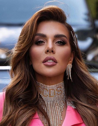 «Вытирает слезы»: Анна Седокова потрясена скандалом с Джастином Бибером и Хейли Болдуин