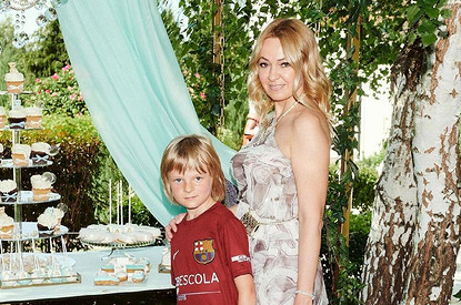 Яна Рудковская оправдалась за сына, который продолжил тренировки с травмой руки (видео)