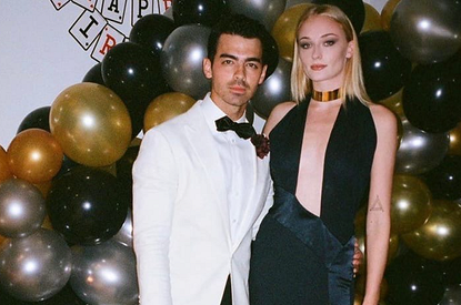 Первый выход: Джо Джонас и Софи Тернер показали лицо дочери