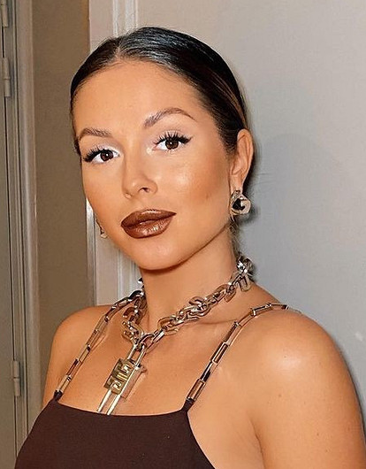 Беременную Нюшу ограбили в Барселоне