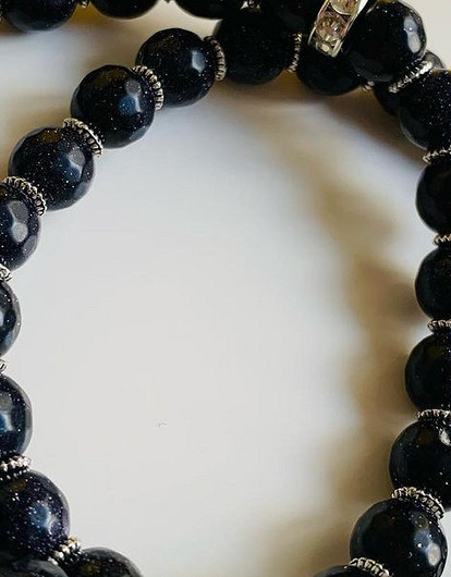 Все о камне авантюрин: кому подходит и какими магическими свойствами обладает