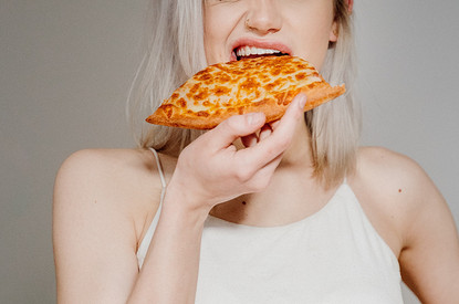 Ковид может спровоцировать переедание и увеличить вес? Отвечают ученые