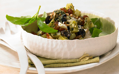 Салат из курицы и картофеля