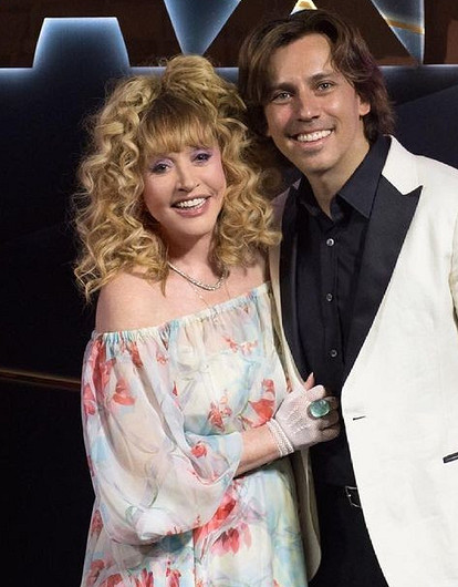 Максим Галкин показал сменившую цвет волос Аллу Пугачеву (похорошела)