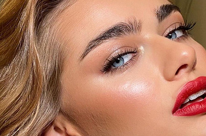 Бьюти-тренды 2022: как мы будем краситься в новом году