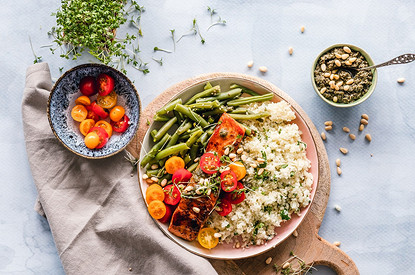 Опасны для здоровья: 8 продуктов, которые нельзя есть просроченными