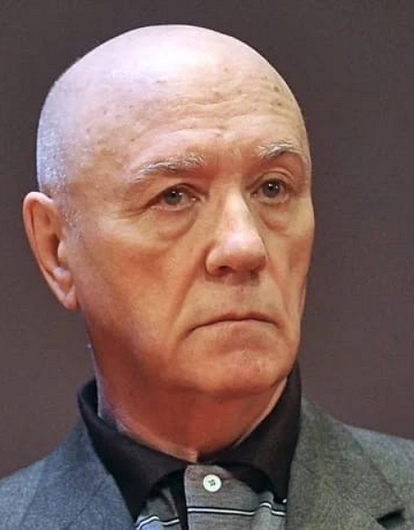 Леонида Куравлева экстренно госпитализировали с пневмонией