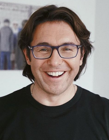 Андрею Малахову — 50: кто был первой любовью ведущего, почему не женился на бизнесвумен и где познакомился с женой