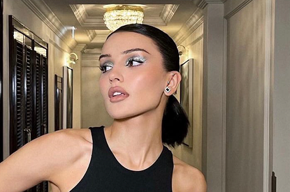 Дина Саева и младший брат Элджея переехали на Кипр