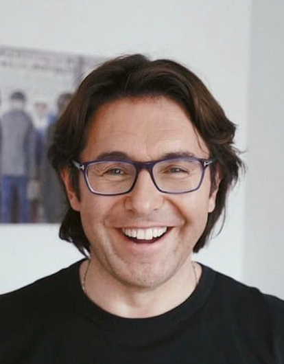 Редкое фото: Андрей Малахов обнародовал снимок с женой и ее родителями