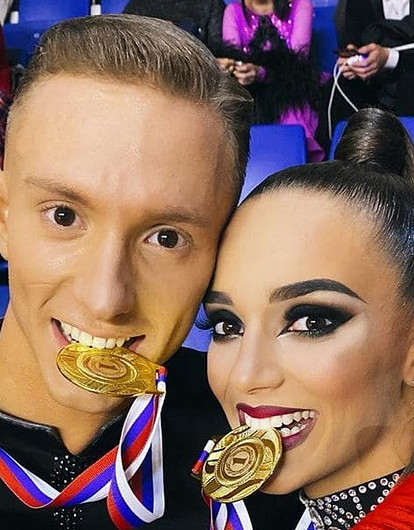 «Едим что хотим»: как чемпионы мира по бальным танцам готовятся к соревнованиям