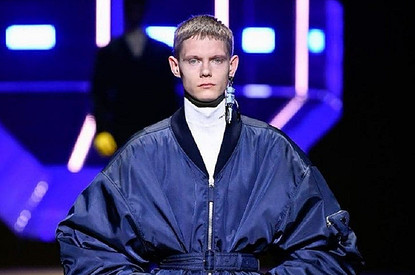 Российский рок-музыкант стал участником показа Prada в Милане