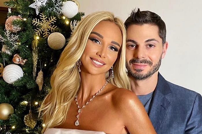 Муж Виктории Лопыревой потерял работу