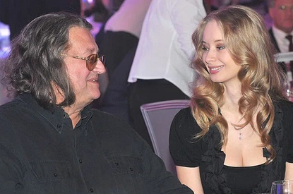 «Марина заставила Сашу жениться на себе, их брак недействителен»: сестра Градского обратилась к его вдове