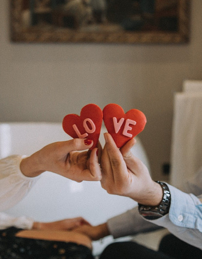 Вместо тысячи слов: 10 романтичных подарков мужчине на День всех влюбленных