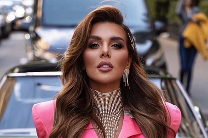 «Меня столько раз пытались унизить»: Анна Седокова вспомнила об отношениях с экс-супругом