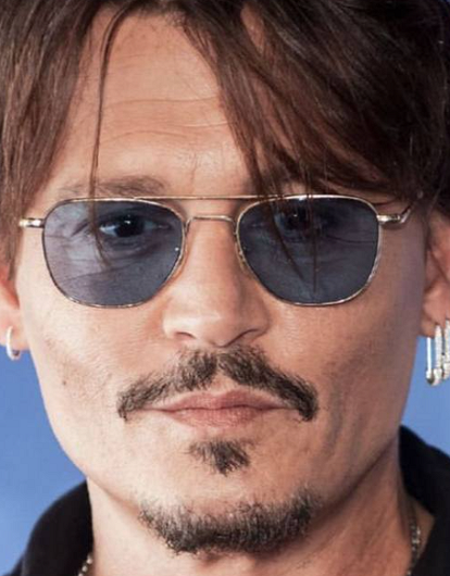 Резко постарел: в Сети появились свежие снимки Джонни Деппа