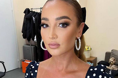 У кого лучше: Ольга Бузова повторила образ Ким Кардашьян