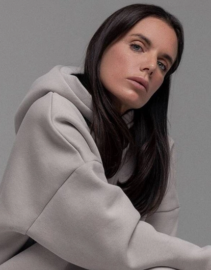 8 спортивных костюмов с начесом: ищем теплые и стильные у российских брендов