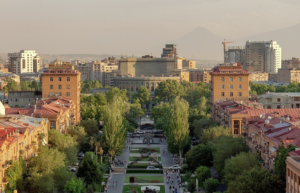 Армения в 2022 году: где снять жилье, завести карту и как себя вести