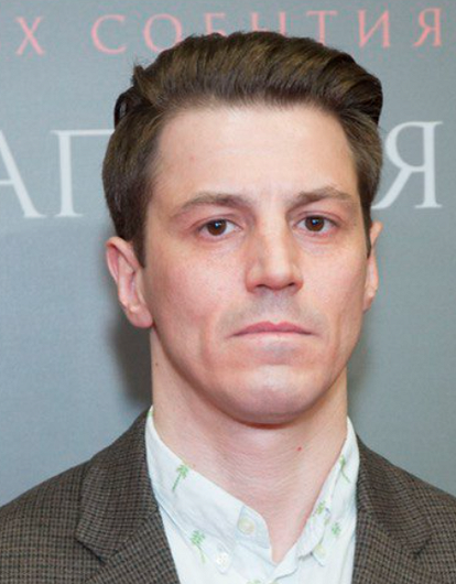Гела Месхи вышел в свет с новой избранницей