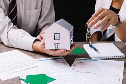 7 важных правил дарения квартиры близкому родственнику: как избежать неприятностей