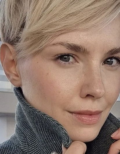 Стрижки на тонкие волосы: 10 вариантов, которые визуально добавляют обьем