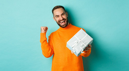 Что подарить мужчине: топ идей подарков на день рождения — Журнал Едадила
