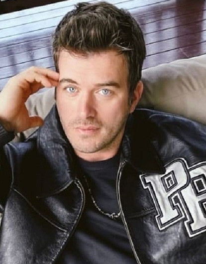 Кыванч Татлытуг: 10 интересных фактов о звезде турецкого кино