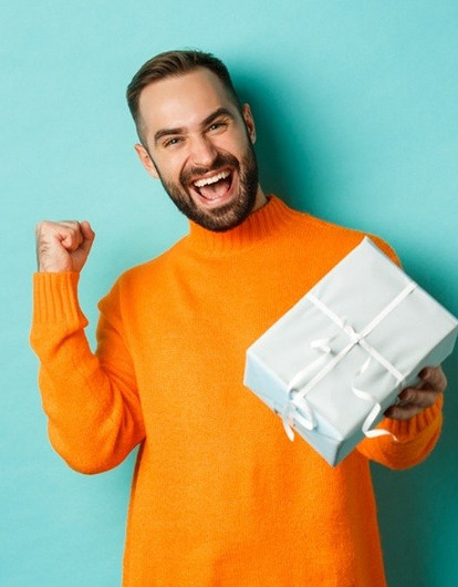 Что подарить мужу на день рождения: 35+ беспроигрышных идей