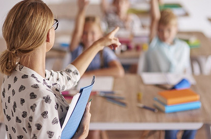 Физичка или химичка: какая ты учительница по знаку зодиака