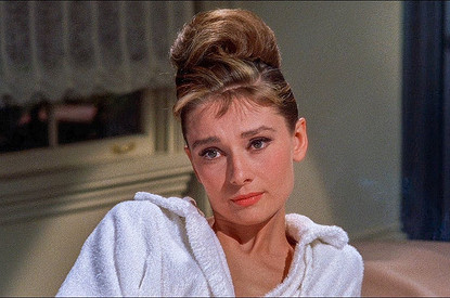 Как хорошо ты знаешь фильм «Завтрак у Тиффани»: пройди тест — проверь себя