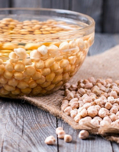 5 продуктов, которые стоит замочить перед готовкой (это улучшает не только вкус)