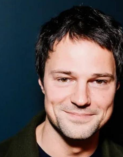 Данилу Козловского заметили в компании бывшей жены