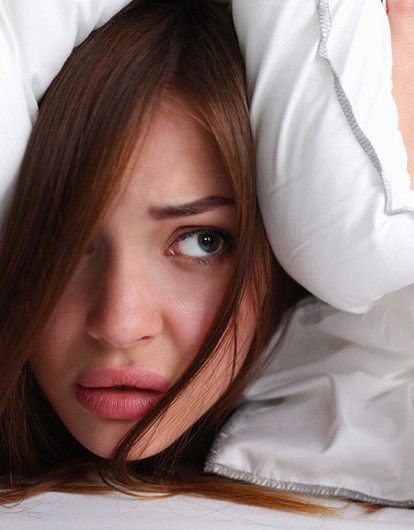 Что происходит с телом, когда ты читаешь плохие новости, и как себе помочь