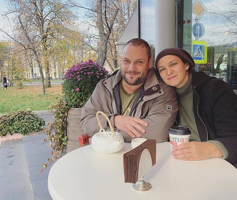 Олеся Железняк впервые за долгое время показала фото с мужем