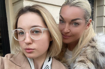 «Существует давление в семье Вдовина и настраивание против меня»: Анастасия Волочкова об отношениях с дочерью