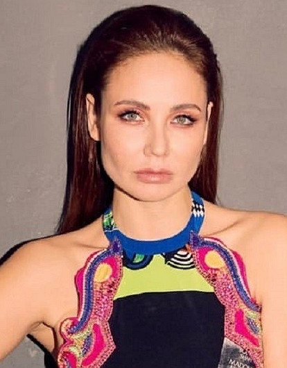 7 стильных образов Ляйсан Утяшевой, которые хочется повторить